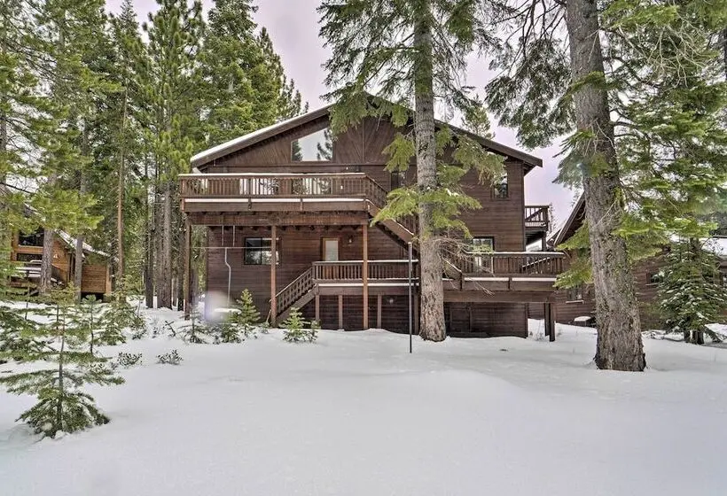 Updated Tahoe Donner Cabin W/ Golf Course Views!
