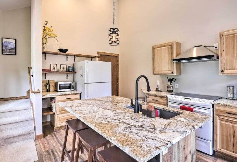 5 Mi To Ski Resort: Mtn View Breck Home W/ Hot Tub