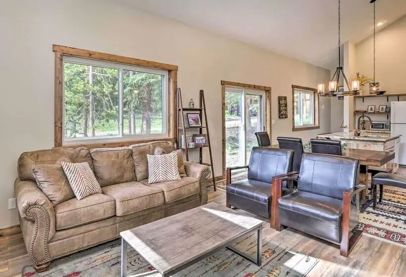 5 Mi To Ski Resort: Mtn View Breck Home W/ Hot Tub