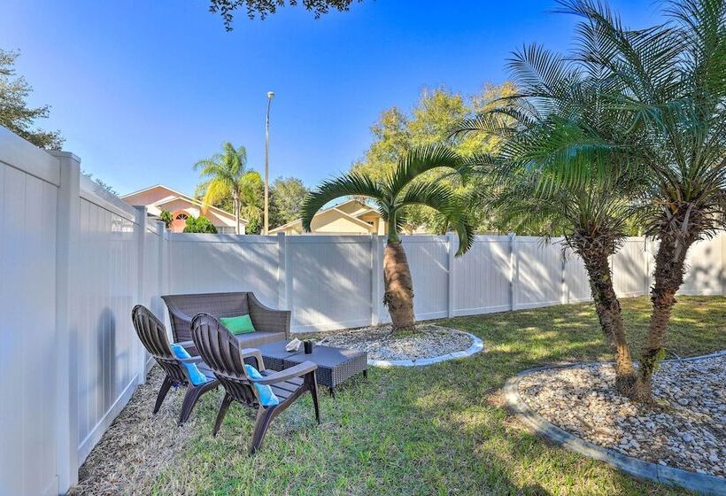 Home Theater + Pool W/ Projector: Clermont Retreat