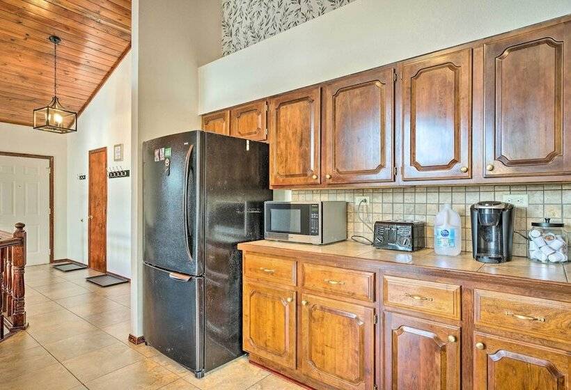 Woodland Park Hideaway W/ Mtn Views & Hot Tub