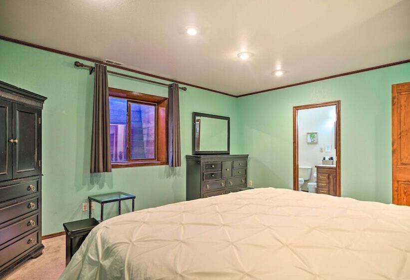 Woodland Park Hideaway W/ Mtn Views & Hot Tub