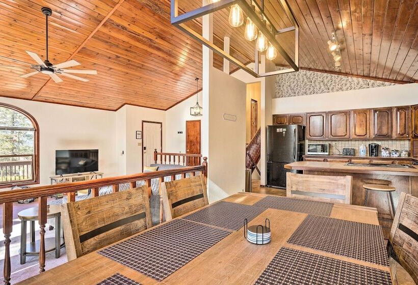 Woodland Park Hideaway W/ Mtn Views & Hot Tub