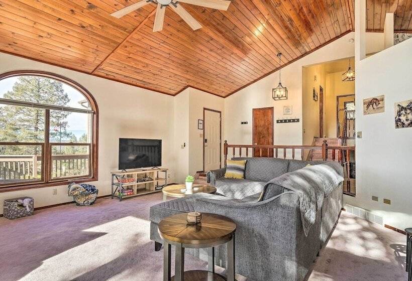 Woodland Park Hideaway W/ Mtn Views & Hot Tub