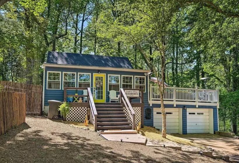 Adorable Beach Cottage W/ Hot Tub & Tropical Bar!