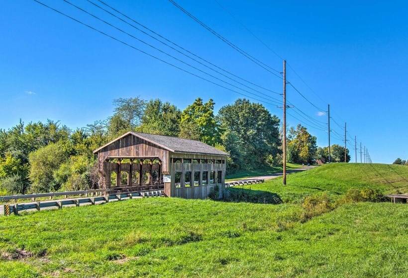 Beautifully Restored Farmhouse In Marshall!