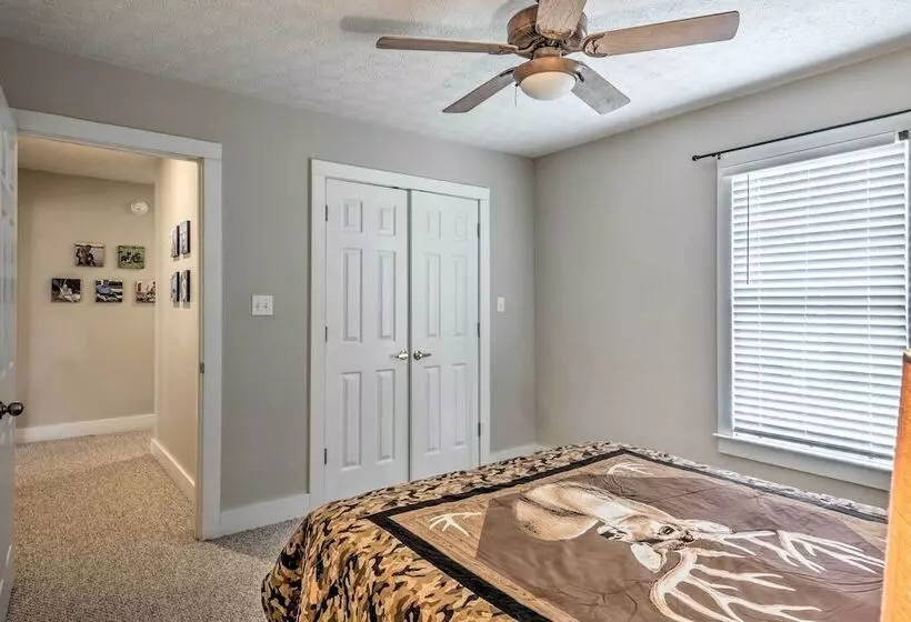 Bright Green Gables Cabin: Hike, Swim & Bbq