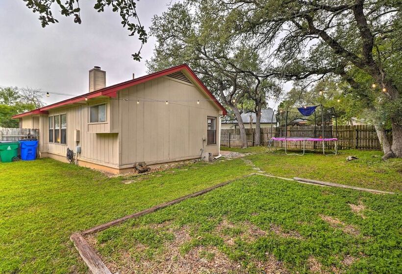 Cozy Austin Area Home W/ Yard, 20 Mi To Dtwn!