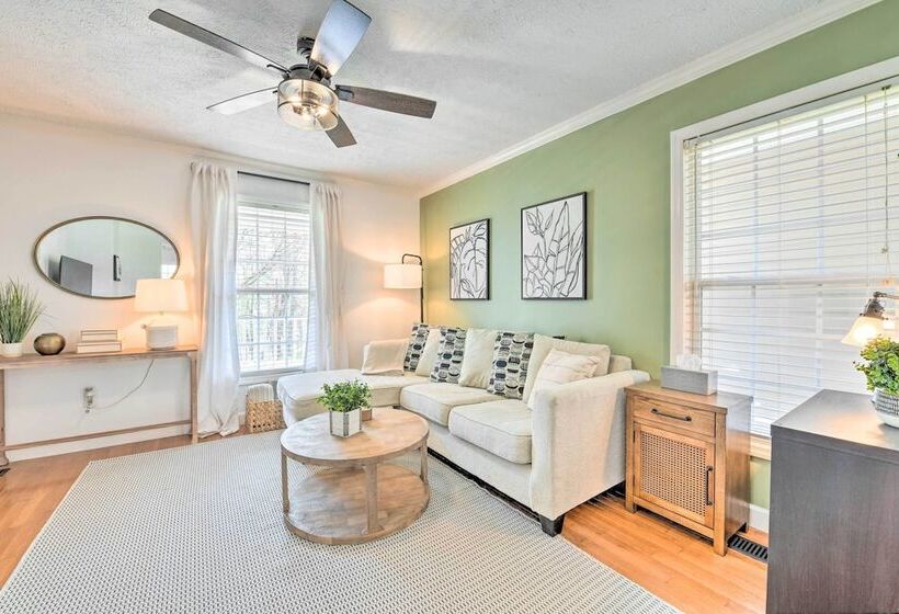 Cozy Bryson City Home W/ Fire Pit & Mtn Views!