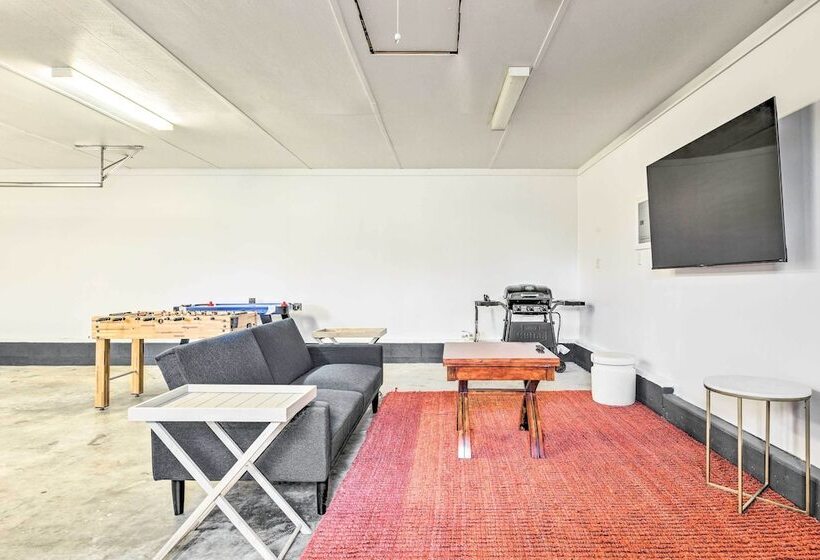 Cozy Bryson City Home W/ Fire Pit & Mtn Views!