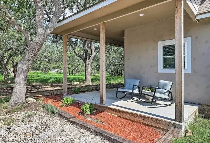 Cozy Spring Branch Cottage In Hill Country!