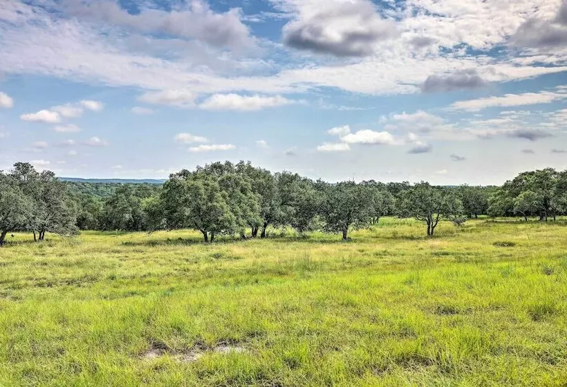 Cozy Spring Branch Cottage In Hill Country!