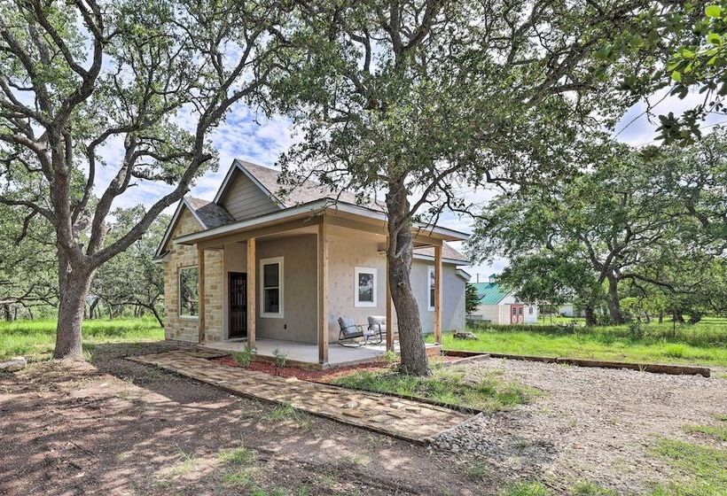 Cozy Spring Branch Cottage In Hill Country!