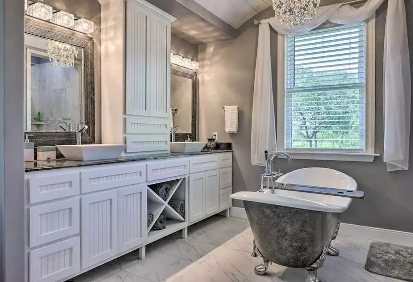 Cozy Spring Branch Cottage In Hill Country!