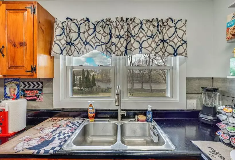 Waterfront Wallkill Duplex Home W/ Fire Pits!