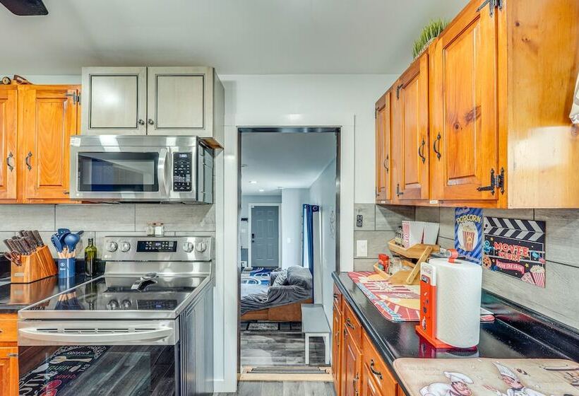 Waterfront Wallkill Duplex Home W/ Fire Pits!