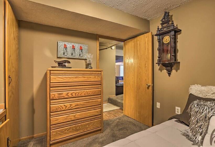 Family Friendly Omaha Oasis ~ 10 Mi To Dtwn!