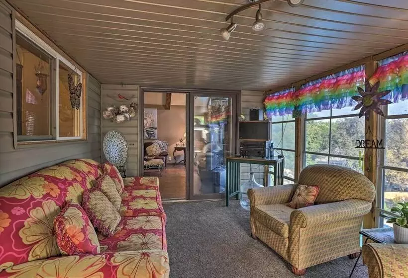 Family Friendly Omaha Oasis ~ 10 Mi To Dtwn!