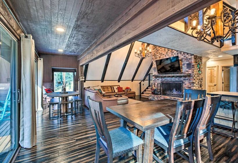 Family Friendly Red River Retreat W/ Deck!