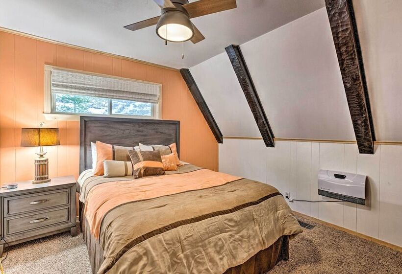 Family Friendly Red River Retreat W/ Deck!