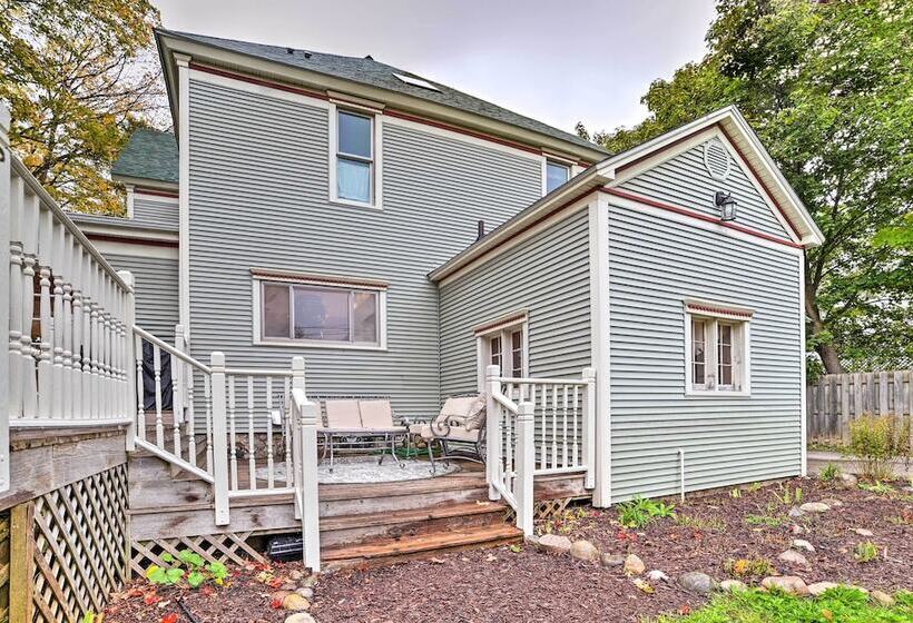 Historic Gaylord Home In Heart Of Downtown!