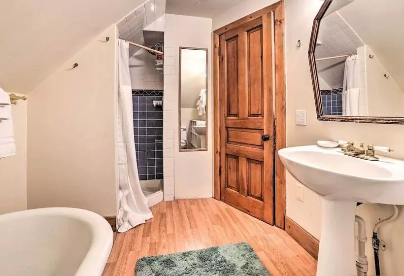 Historic Gaylord Home In Heart Of Downtown!