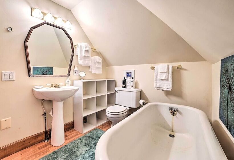 Historic Gaylord Home In Heart Of Downtown!