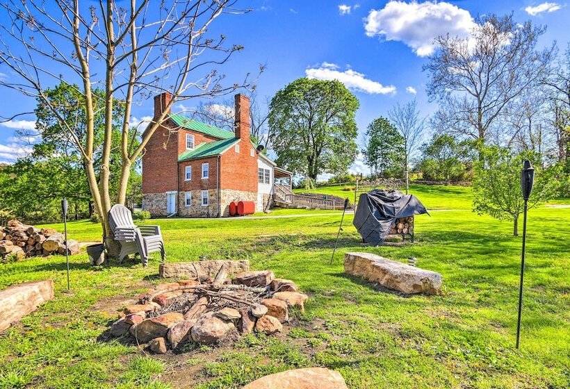 Historic  Hammond House  W/ Wine Country View!