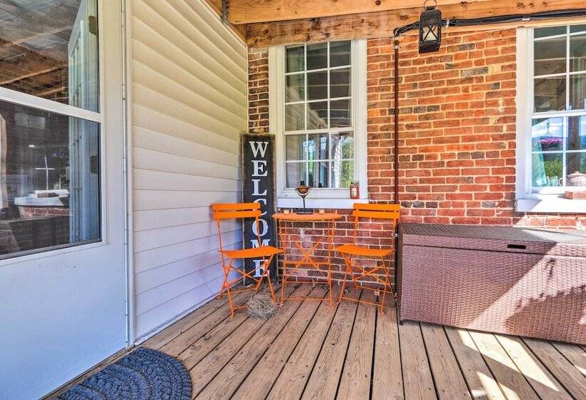 Historic  Hammond House  W/ Wine Country View!