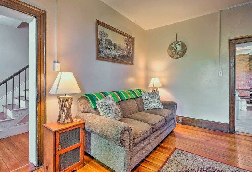 Historic  Hammond House  W/ Wine Country View!