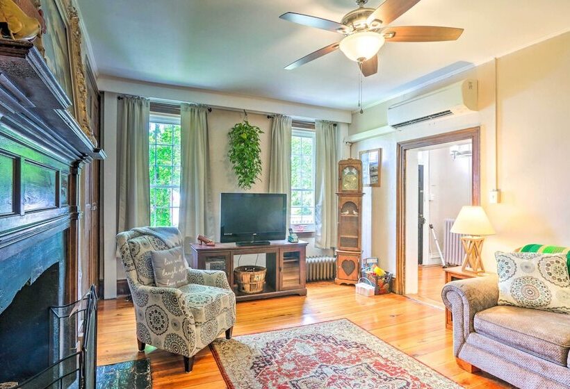 Historic  Hammond House  W/ Wine Country View!