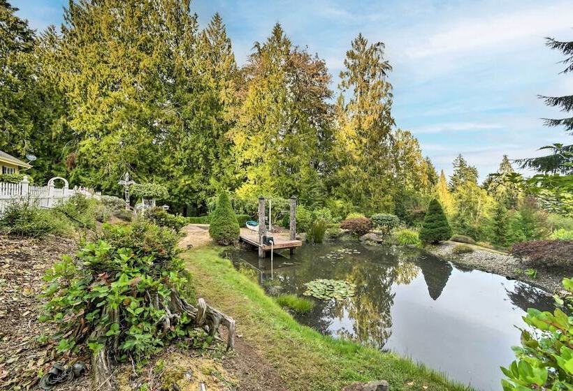 Hoodsport Home On 7 Wooded Acres W/ Hot Tub!