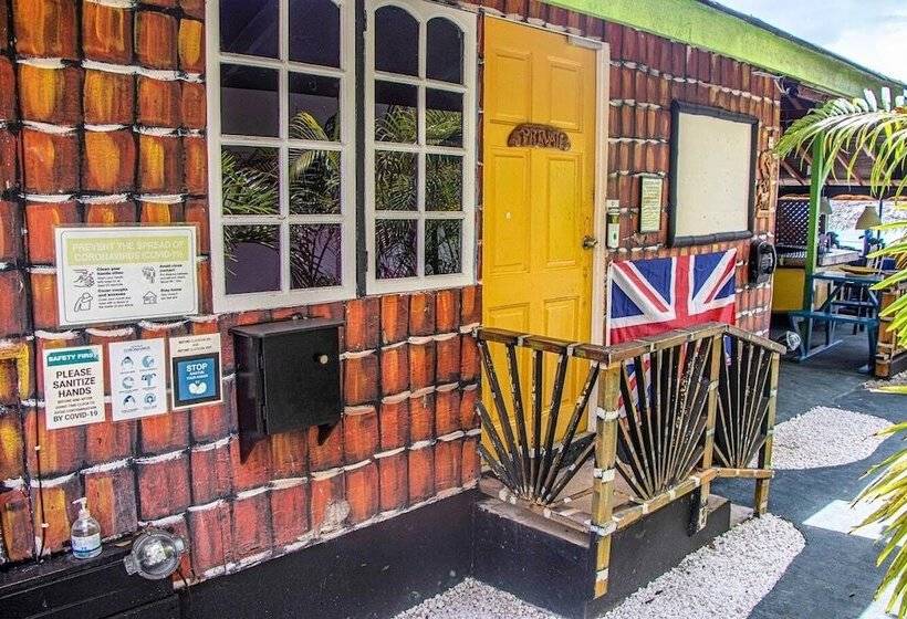 هتل Momsplace Guesthouse