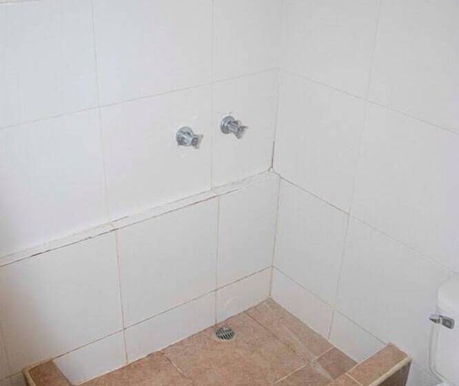 هتل Momsplace Guesthouse