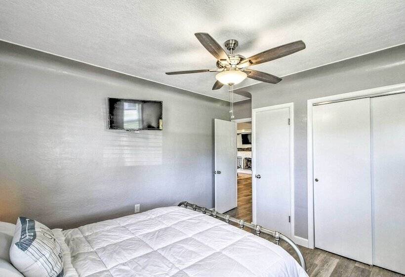 Lakeview Home 1 Mile From Bull Shoals Lake!