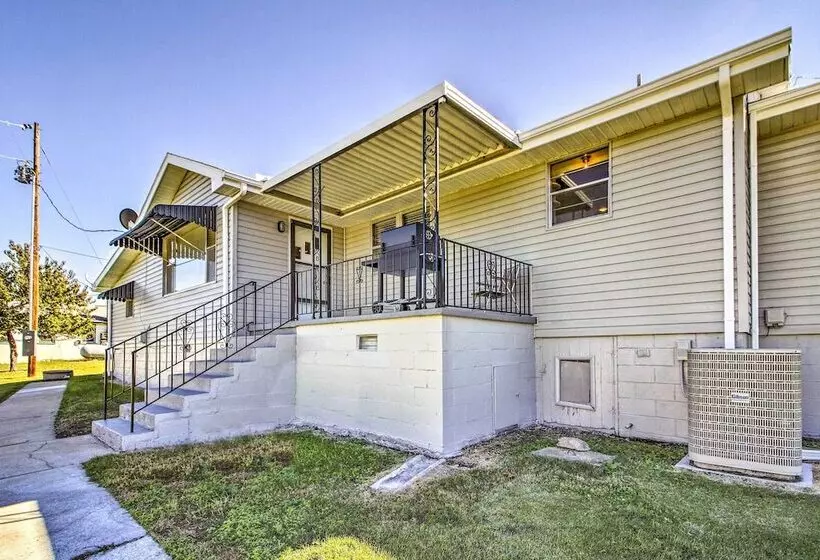 Lakeview Home   1 Mile From Bull Shoals Lake!