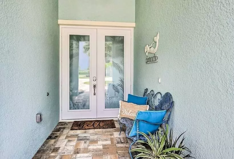 Luxurious Canal Front Retreat W/ Game Room!