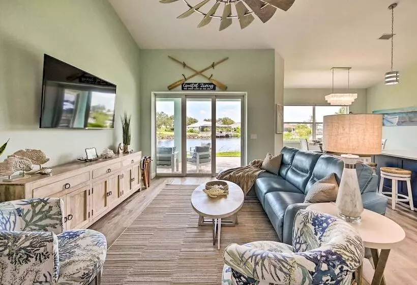 Luxurious Canal Front Retreat W/ Game Room!