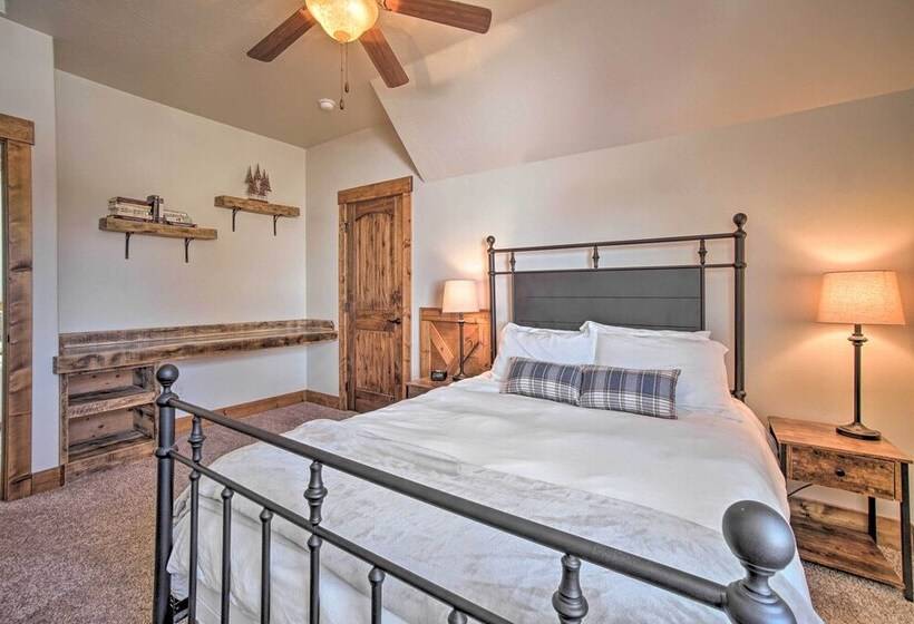 Mccall Home + Hot Tub ~ 2 Mi To Payette Lake