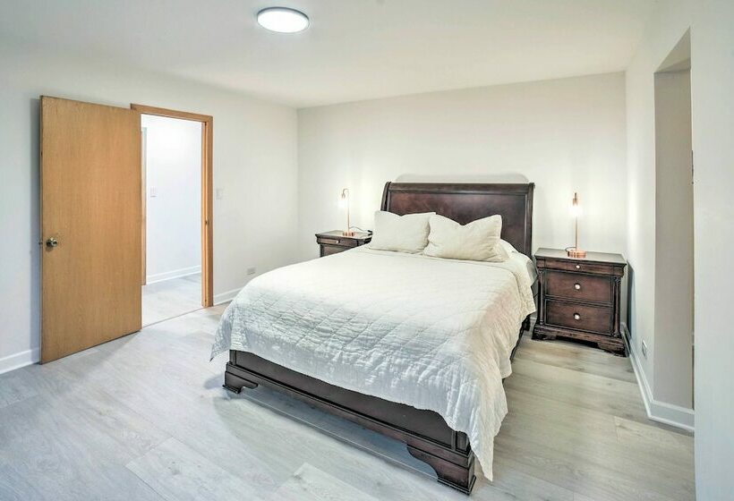 Michiana Shores Retreat W/ Deck + Fire Pit!