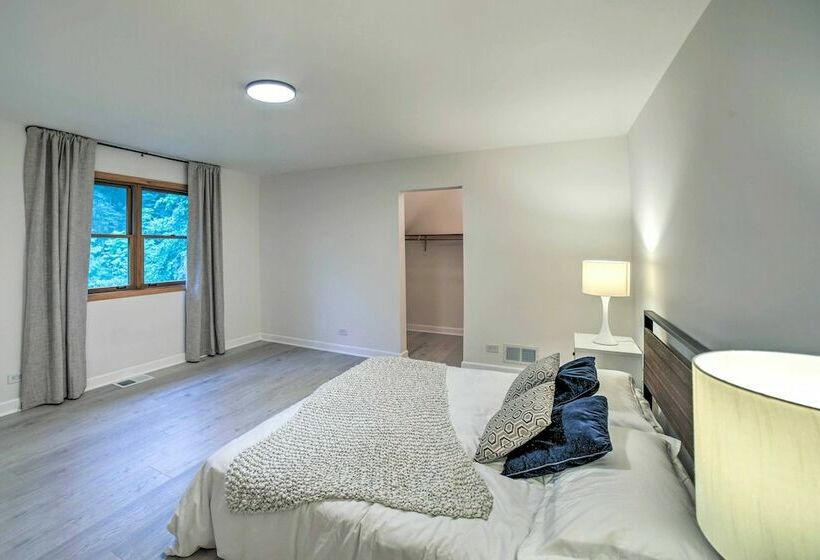 Michiana Shores Retreat W/ Deck + Fire Pit!