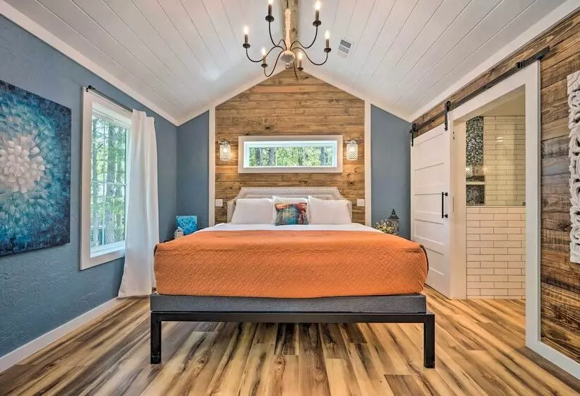 Modern Broken Bow Cabin, Near Lake + Wineries