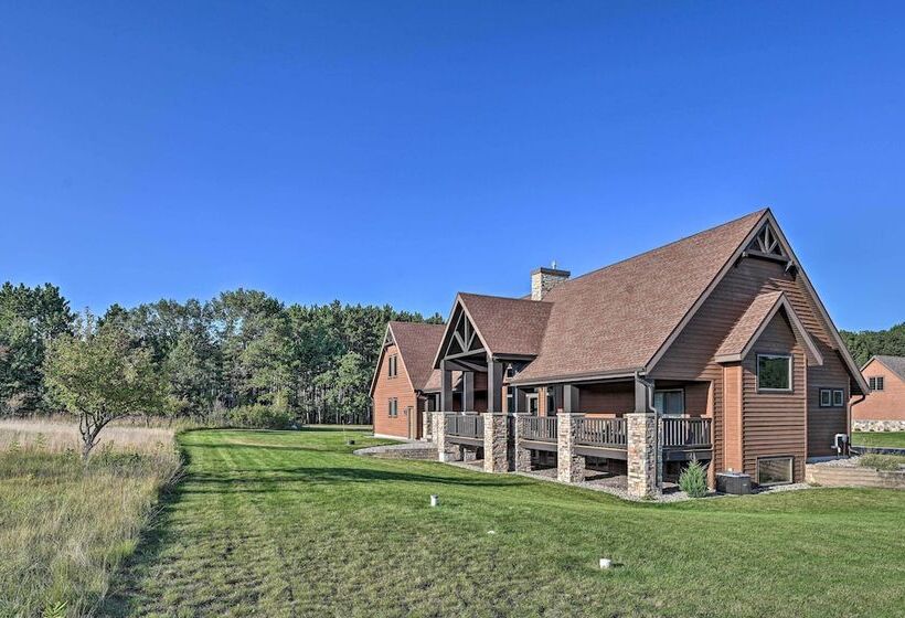 Northern Bay Resort Home   Half Mi To Lake!