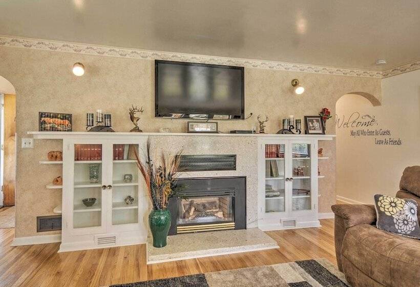 Panguitch Home W/ Patio ~ 24 Mi To Bryce Canyon