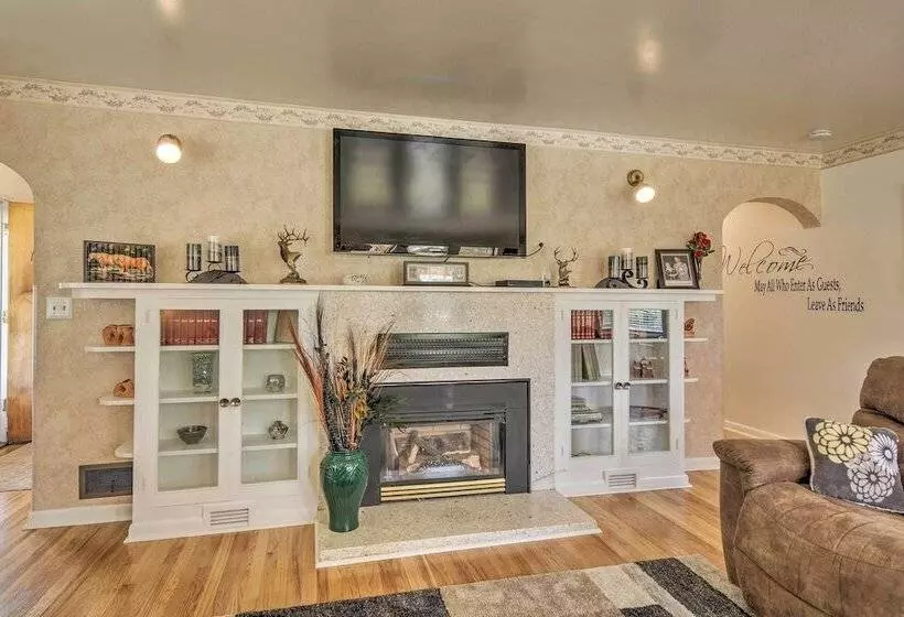 Panguitch Home W/ Patio ~ 24 Mi To Bryce Canyon