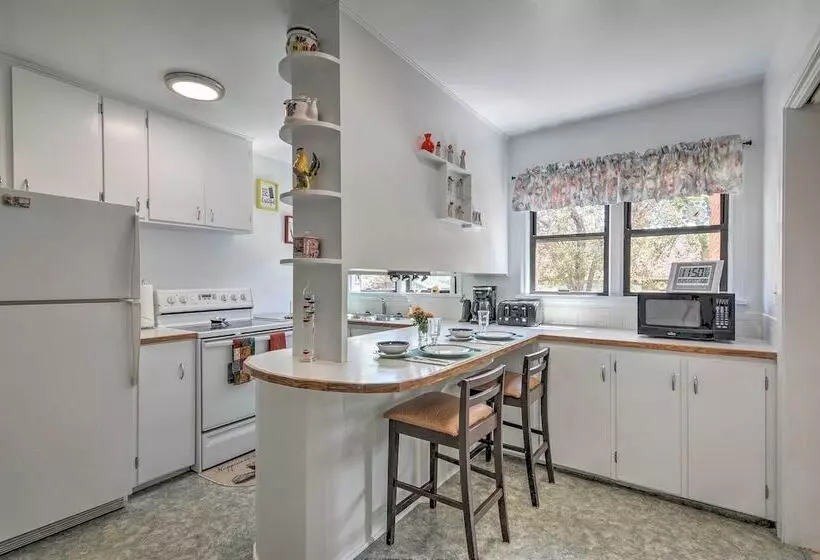 Panguitch Home W/ Patio ~ 24 Mi To Bryce Canyon