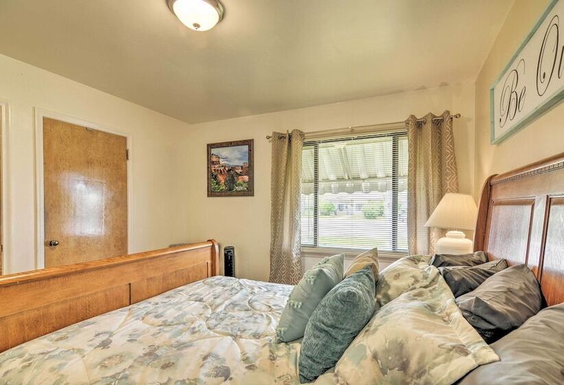 Panguitch Home W/ Patio ~ 24 Mi To Bryce Canyon