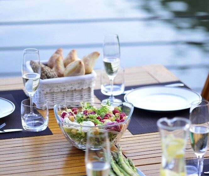 פנסיון Casas De Pousadouro 1043