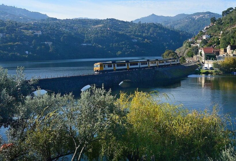 פנסיון Casas De Pousadouro 1043