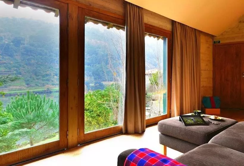 ペンション Casas De Pousadouro 1043